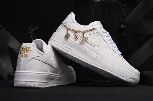 Tênis Nike Air Force Pingente